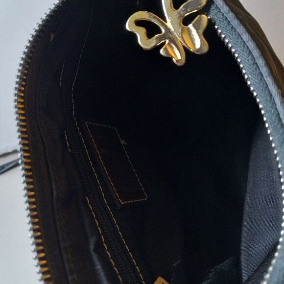 Dooney & Bourke  Black Canvas Small Wayfarer Bag Cottagecore Gold tone Dangles - Picture 7 of 11